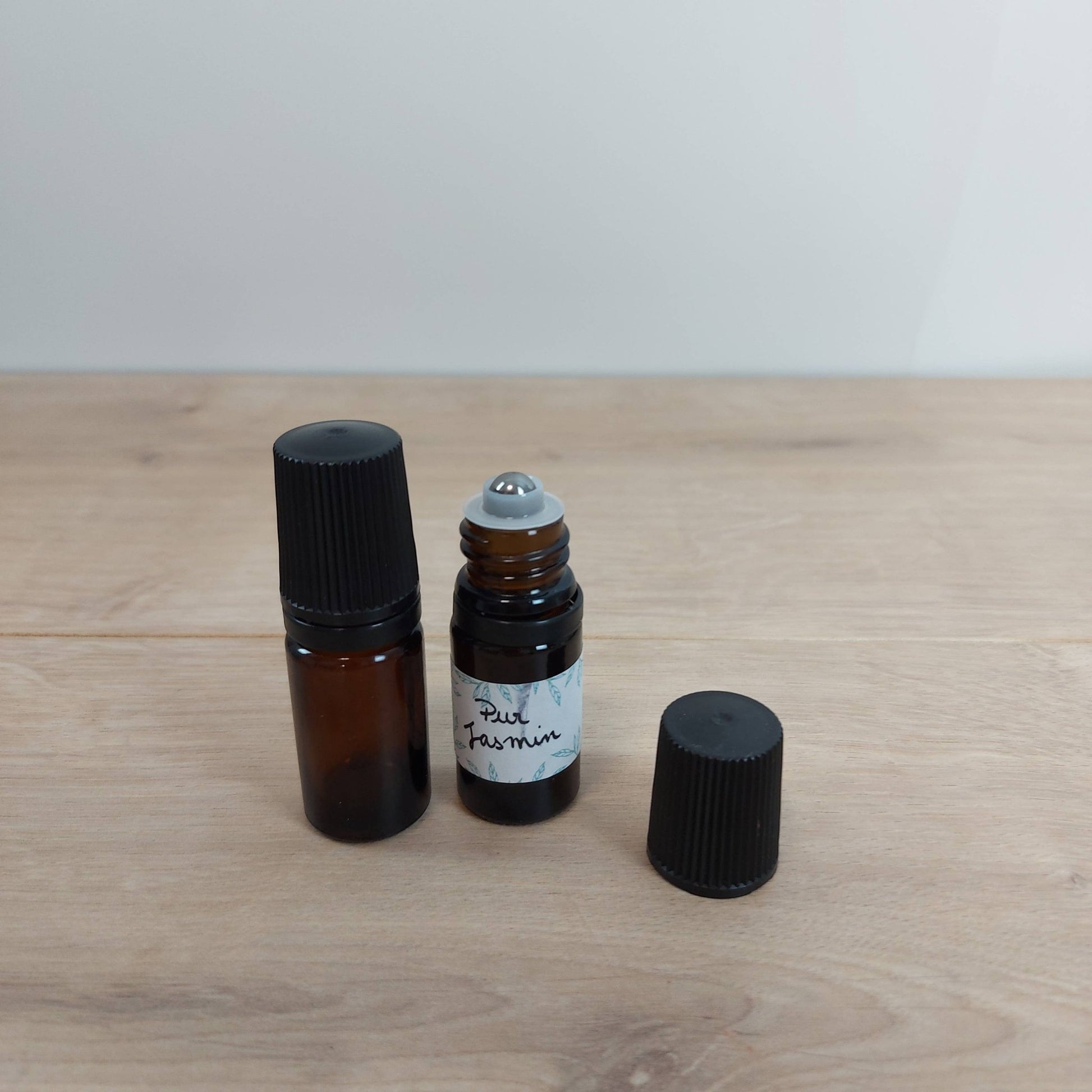 Amber Glass Roll-On Bottle 5ml - Só Verde