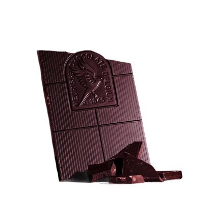 Dark Chocolate With Roasted Cacao Nibs - Só Verde