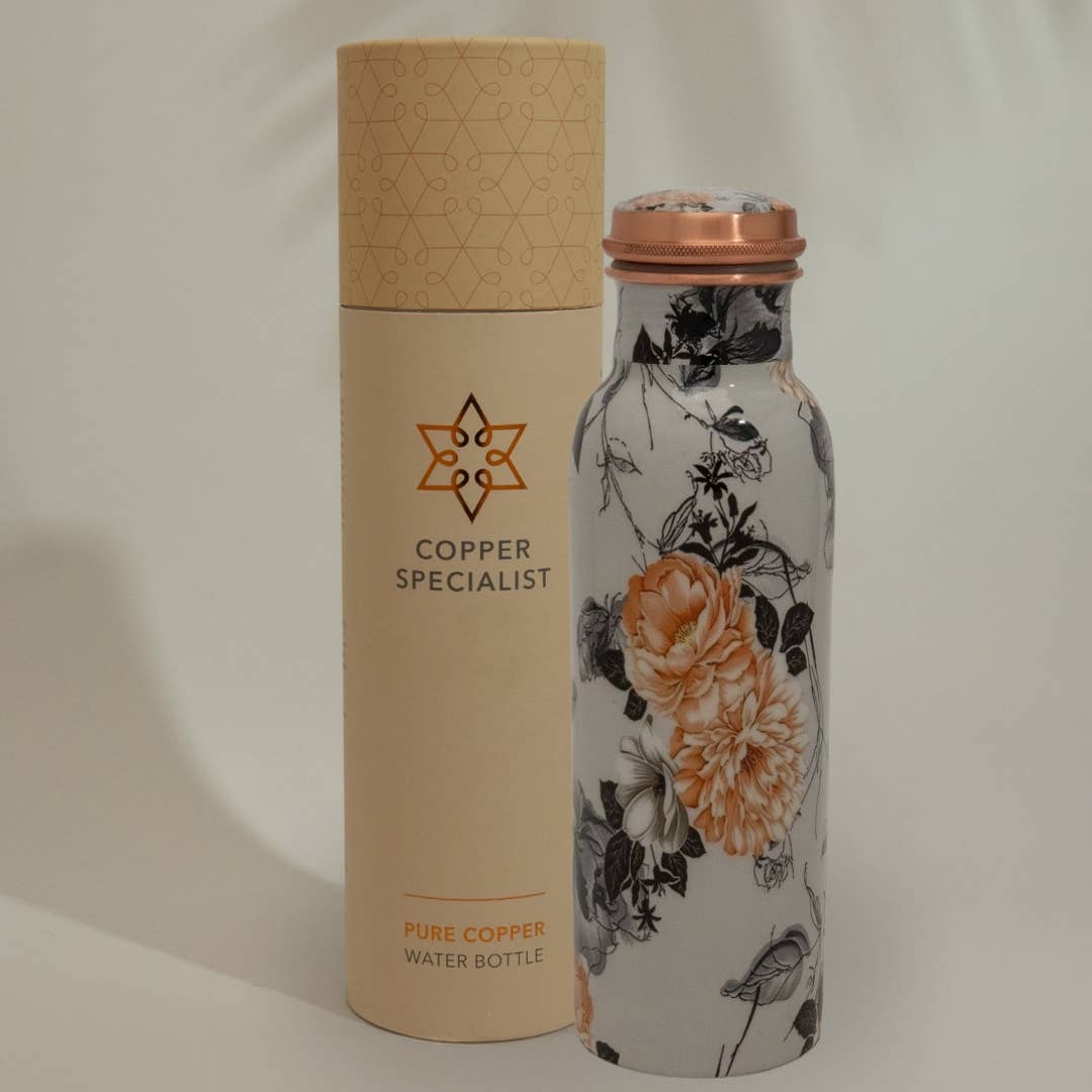Garrafa de água em cobre puro com estampado floral branco, da Ayurveda Specialist bv, aproximadamente 750 ml (pesado)
